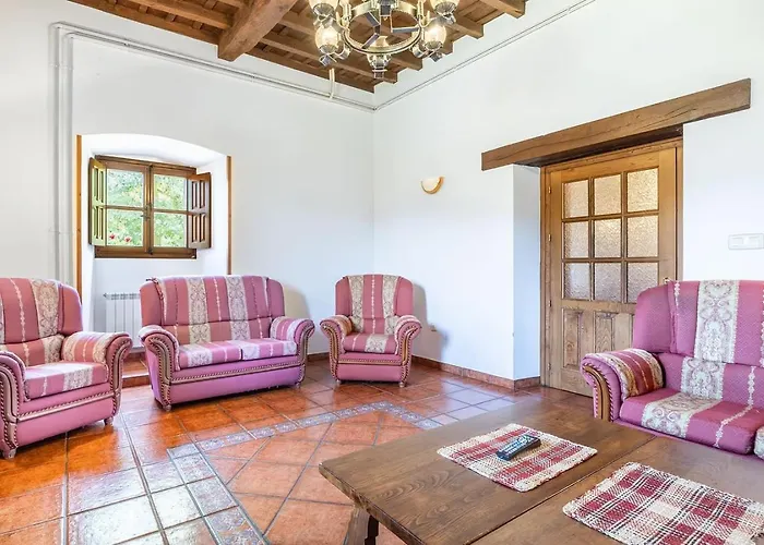 La Torre De Perrozo 컨트리하우스 *