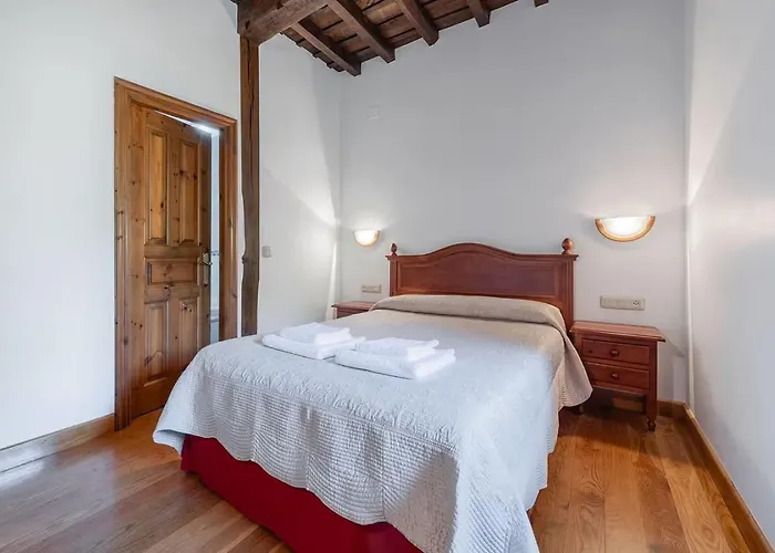 컨트리하우스 La Torre De Perrozo