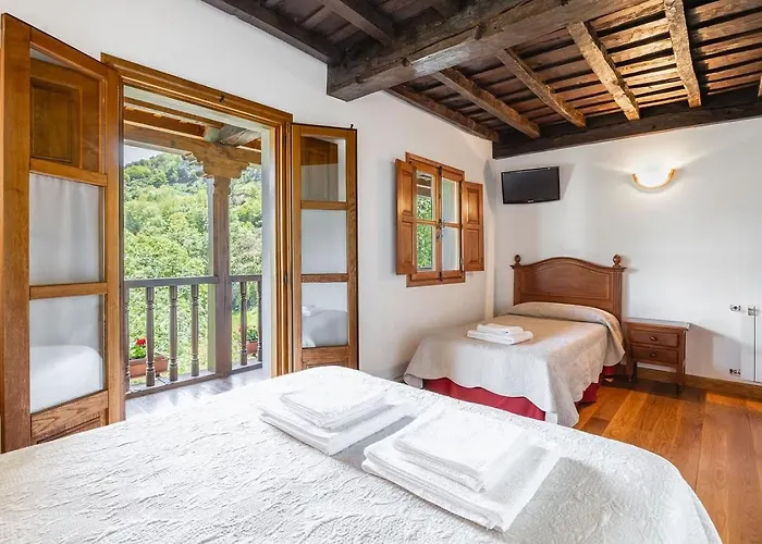 컨트리하우스 La Torre De Perrozo *