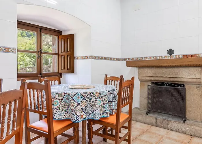 La Torre De Perrozo Cabezón de Liébana