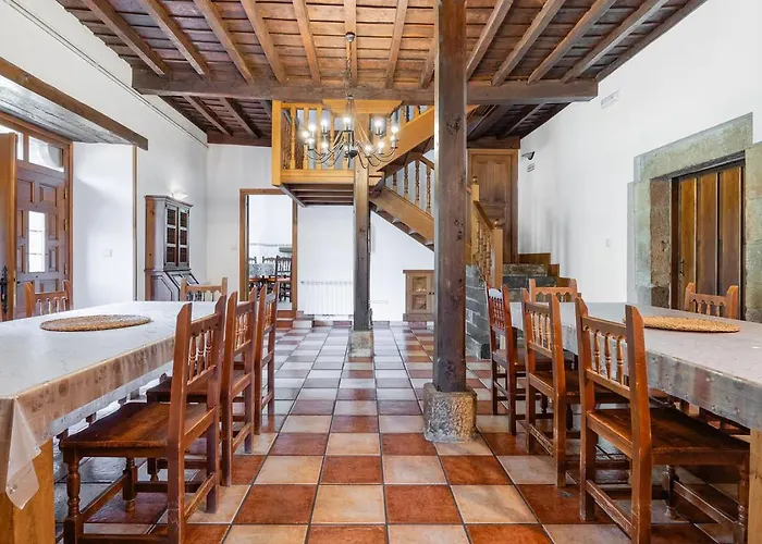 컨트리하우스 La Torre De Perrozo *