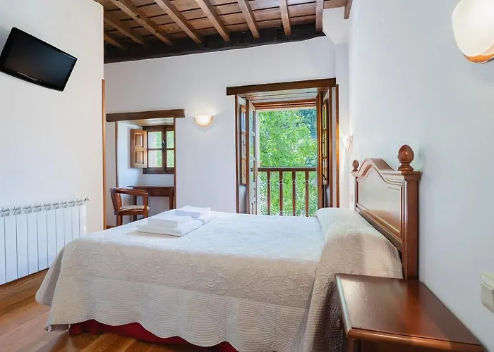 컨트리하우스 La Torre De Perrozo